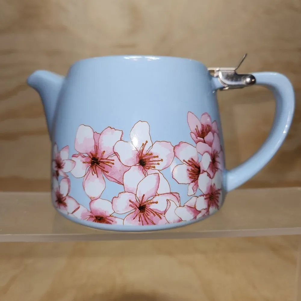 Alfred Cherry Blossom Blue Ceramic Teapot Stainless Steel Flip Lid 16 oz Pitcher